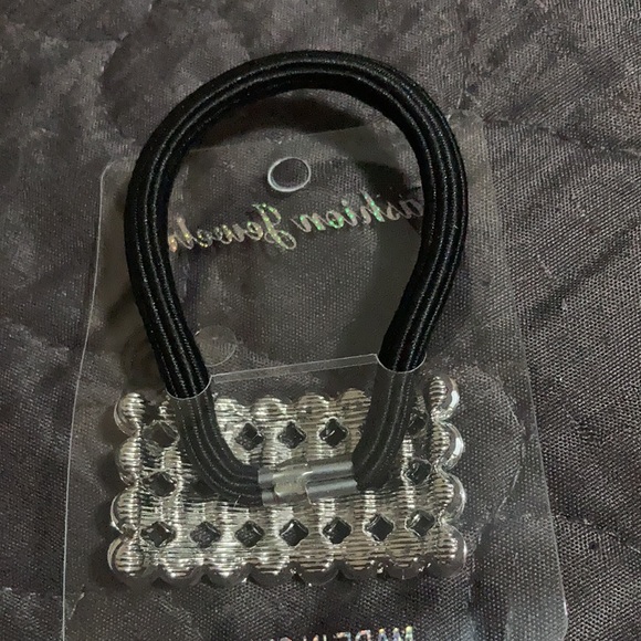 Rhinestone ponytail holder - Picture 2 of 3